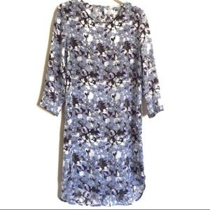 Amour Vert Blue Floral Shift Dress
